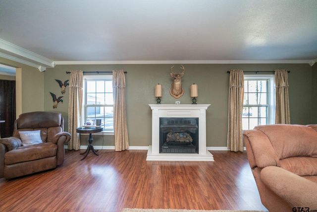 4538 W Loop 281, Longview, TX 75604