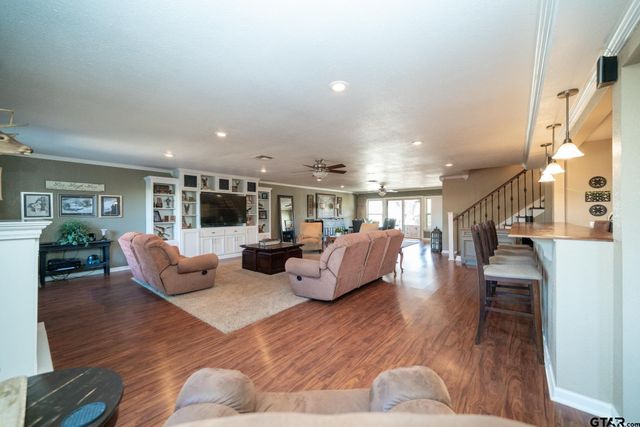 4538 W Loop 281, Longview, TX 75604