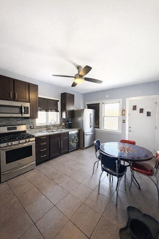 2653 N 73rd Avenue, Elmwood Park, IL 60707