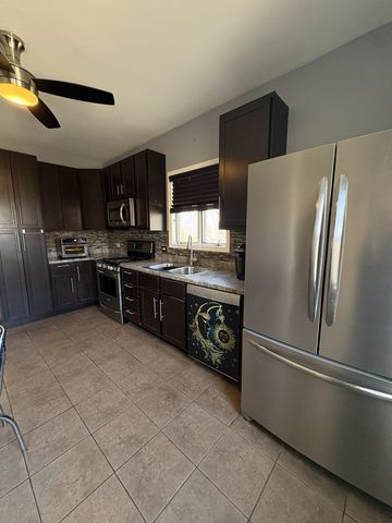 2653 N 73rd Avenue, Elmwood Park, IL 60707