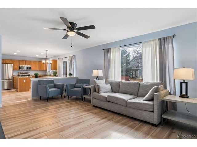 1402 Mulberry Ln, Highlands Ranch, CO 80129