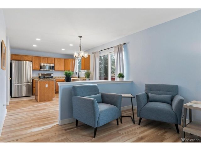 1402 Mulberry Ln, Highlands Ranch, CO 80129