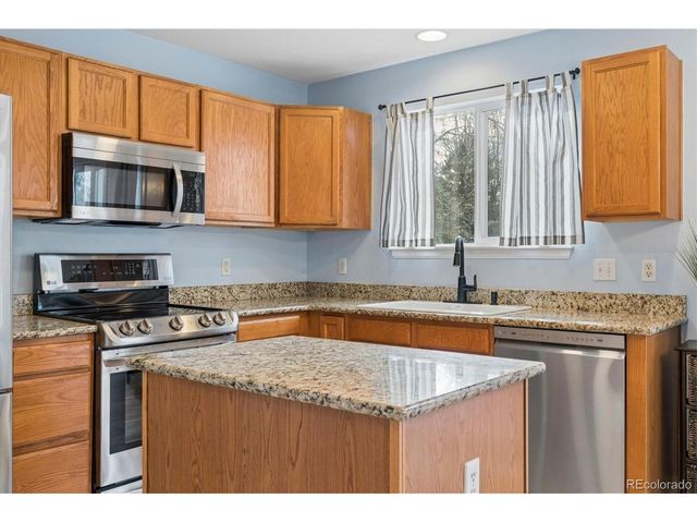 1402 Mulberry Ln, Highlands Ranch, CO 80129