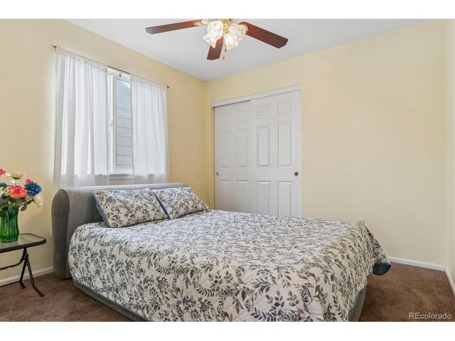 1402 Mulberry Ln, Highlands Ranch, CO 80129