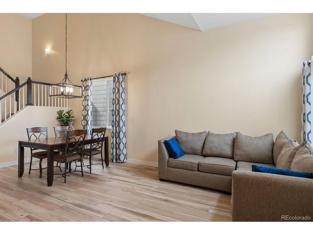 1402 Mulberry Ln, Highlands Ranch, CO 80129