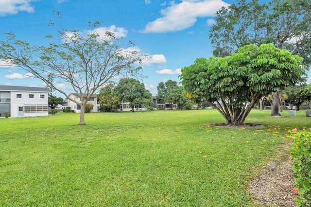 349 Camden O, West Palm Beach, FL 33417