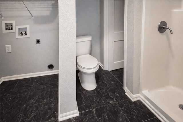 511 W Cleveland Street 1, Alvin, TX 77511