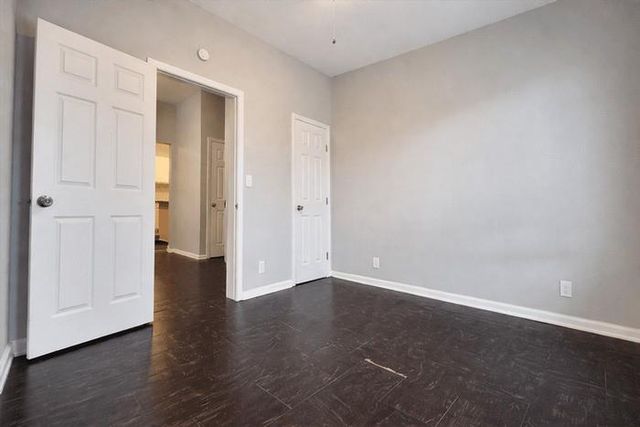 511 W Cleveland Street 1, Alvin, TX 77511