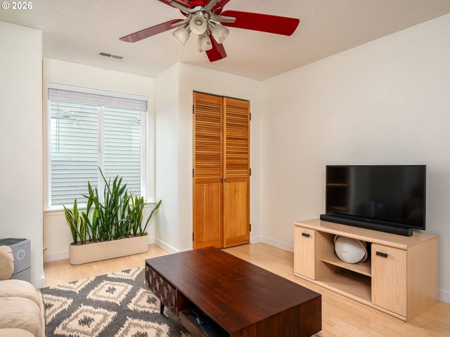 808 Nw 14TH Ave, Battle Ground, WA 98604