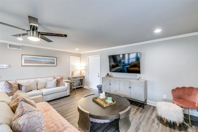 205 N Weatherred Drive, Richardson, TX 75080