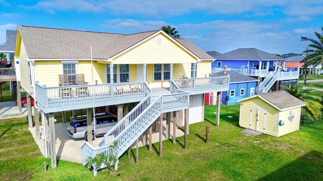 906 Meynig Drive, Crystal Beach, TX 77650