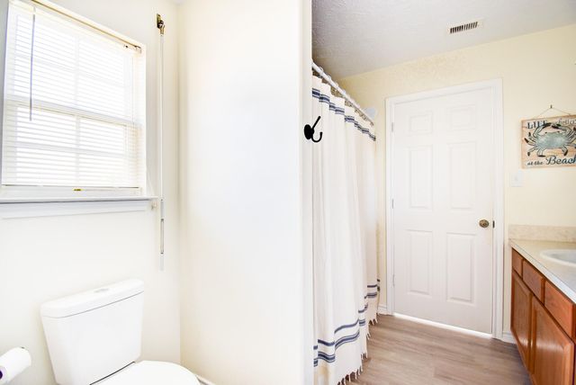 906 Meynig Drive, Crystal Beach, TX 77650