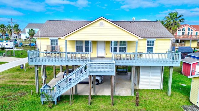 906 Meynig Drive, Crystal Beach, TX 77650