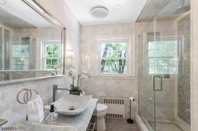 374 S Maple Ave, Bernards Twp., NJ 07920