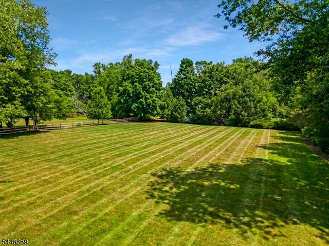 374 S Maple Ave, Bernards Twp., NJ 07920