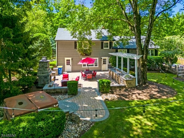 374 S Maple Ave, Bernards Twp., NJ 07920