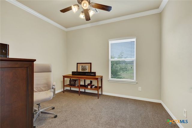 2048 E Martindale Road, Seguin, TX 78155