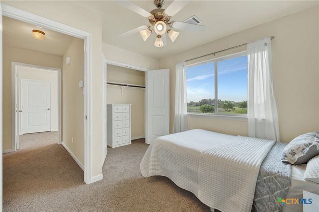 2048 E Martindale Road, Seguin, TX 78155