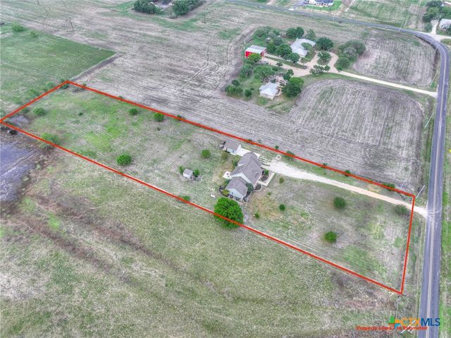 2048 E Martindale Road, Seguin, TX 78155