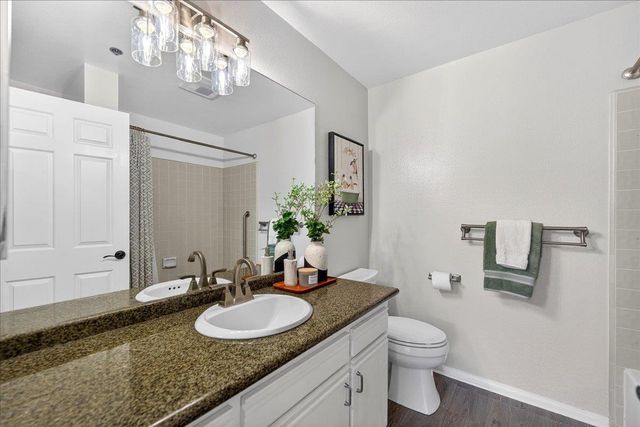 1271 Poplar 406, Sunnyvale, CA 94086
