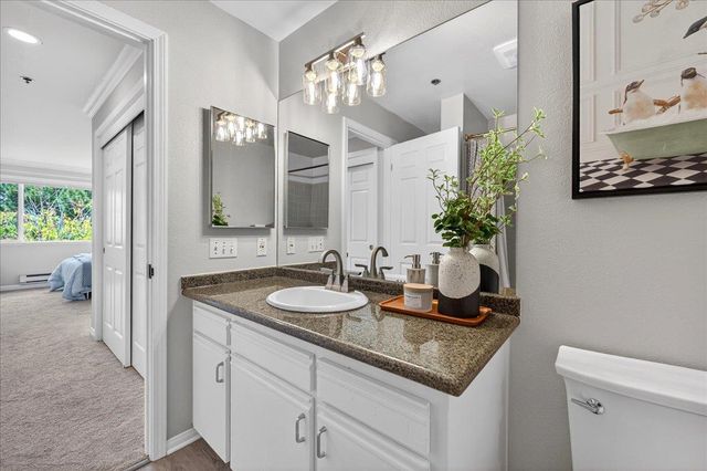 1271 Poplar 406, Sunnyvale, CA 94086