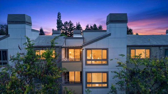 1271 Poplar 406, Sunnyvale, CA 94086