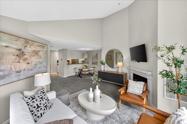 1271 Poplar 406, Sunnyvale, CA 94086