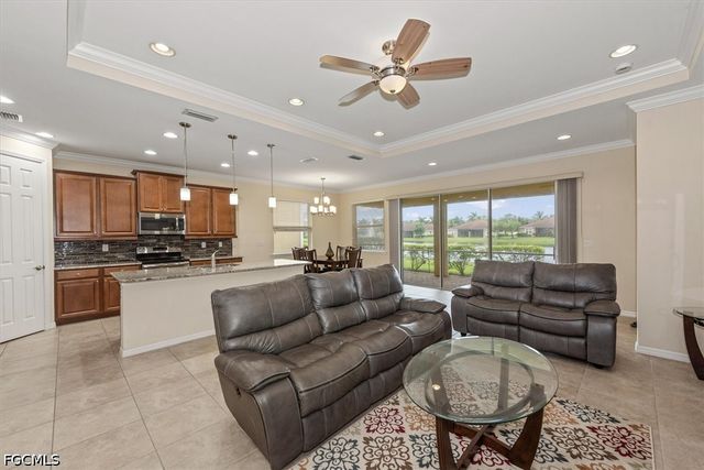 3862 Eldon ST, Fort Myers, FL 33916