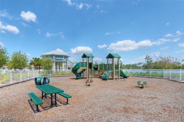 3862 Eldon ST, Fort Myers, FL 33916