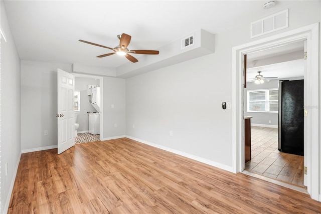 3219 40TH STREET N, St Petersburg, FL 33713