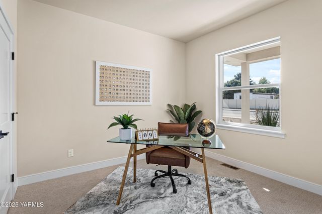 2515 S 47th Ave, Yakima, WA 98903