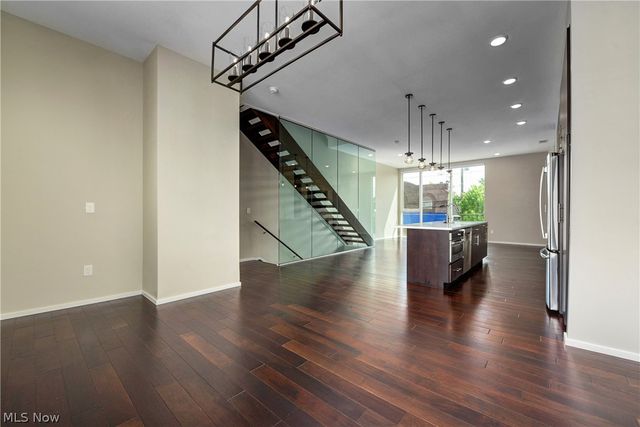 1320 W 58th Street, Cleveland, OH 44102