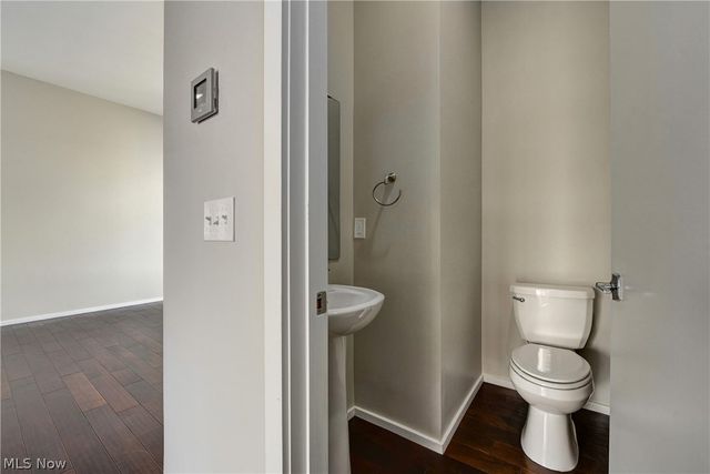 1320 W 58th Street, Cleveland, OH 44102