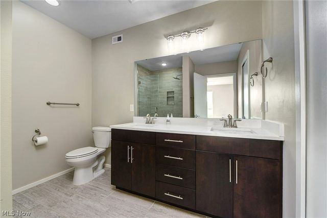 1320 W 58th Street, Cleveland, OH 44102