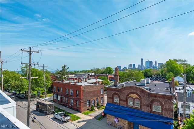 1320 W 58th Street, Cleveland, OH 44102