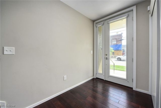 1320 W 58th Street, Cleveland, OH 44102