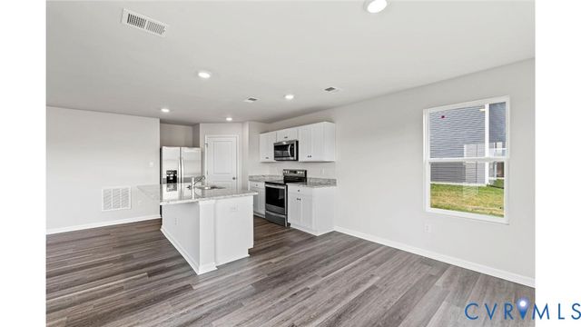 3807 Crow's Nest Ct, Hopewell, VA 23860