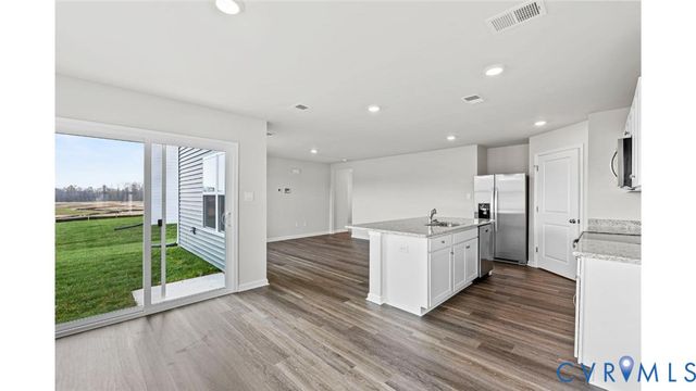 3807 Crow's Nest Ct, Hopewell, VA 23860