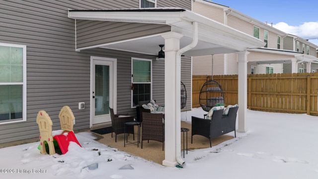 11925 Parkside Vista Ln, Louisville, KY 40229