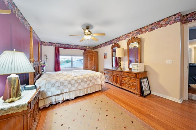 9841 Wildwood Court 2b, Highland, IN 46322