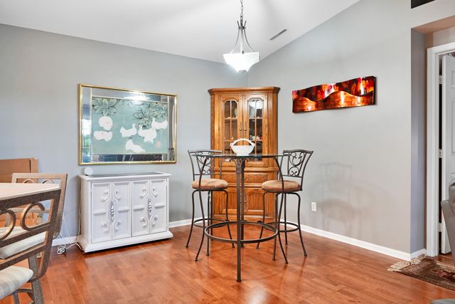 9841 Wildwood Court 2b, Highland, IN 46322