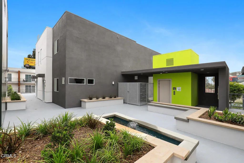 2000 Lake Avenue 1, Altadena, CA 91001