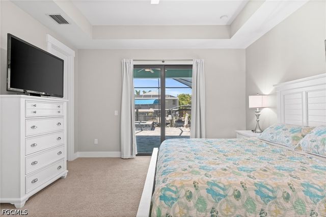 2419 Carambola LN, St James City, FL 33956