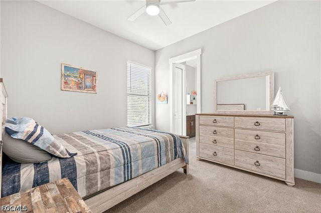 2419 Carambola LN, St James City, FL 33956