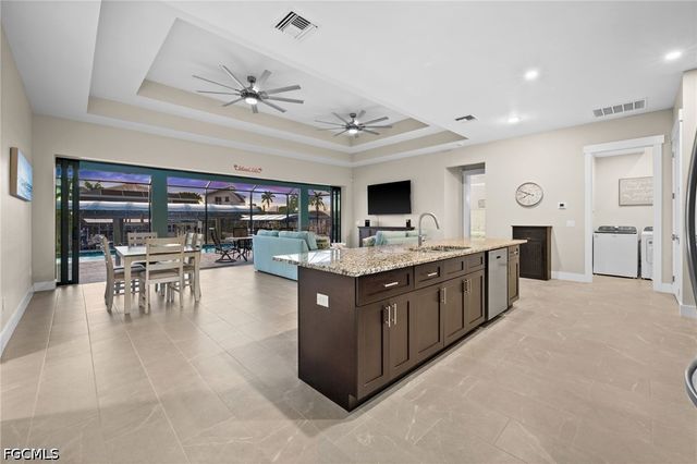 2419 Carambola LN, St James City, FL 33956