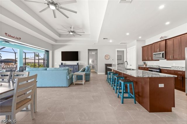 2419 Carambola LN, St James City, FL 33956