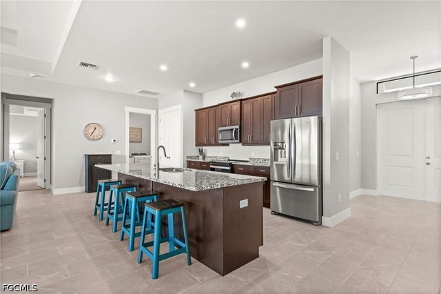 2419 Carambola LN, St James City, FL 33956