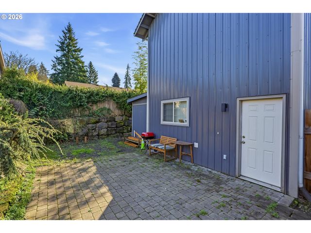 22904 Sw PINE St, Sherwood, OR 97140