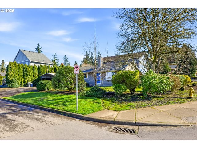 22904 Sw PINE St, Sherwood, OR 97140