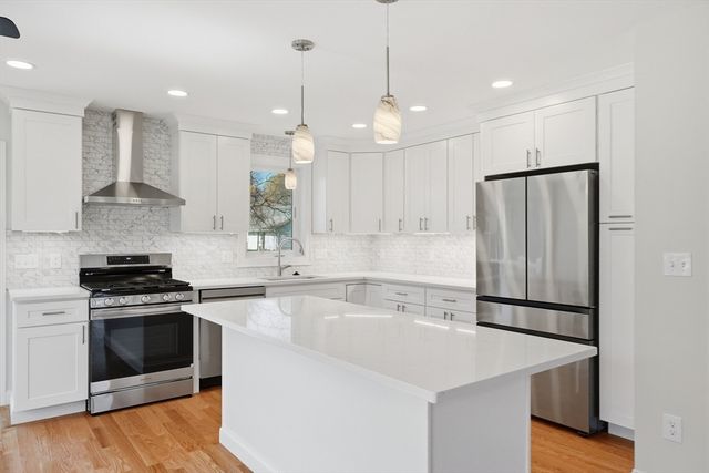 25 Cumberland Rd., Lynn, MA 01904